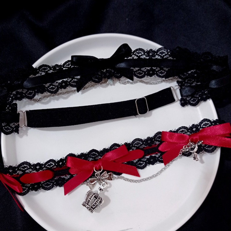 Body Jewelry Leg Chain - เครื่องประดับร่างกายแบบโซ่ขาปรับได้ ยืดหยุ่น สีดำ แต่งโบว์ลูกไม้ มงกุฎ สำหรับผู้หญิง