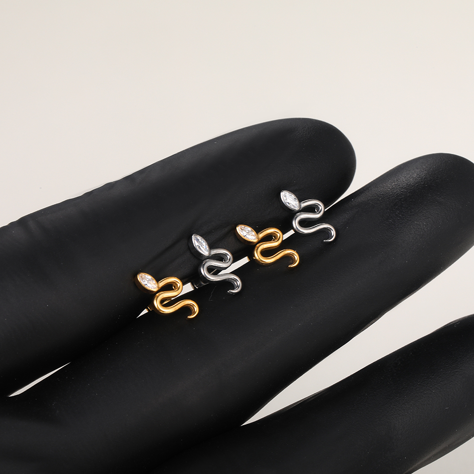 10 ชิ้น/ล็อตไทเทเนียม Viper งู - Flat Back Labret Stud บทวิจารณ์และราคา