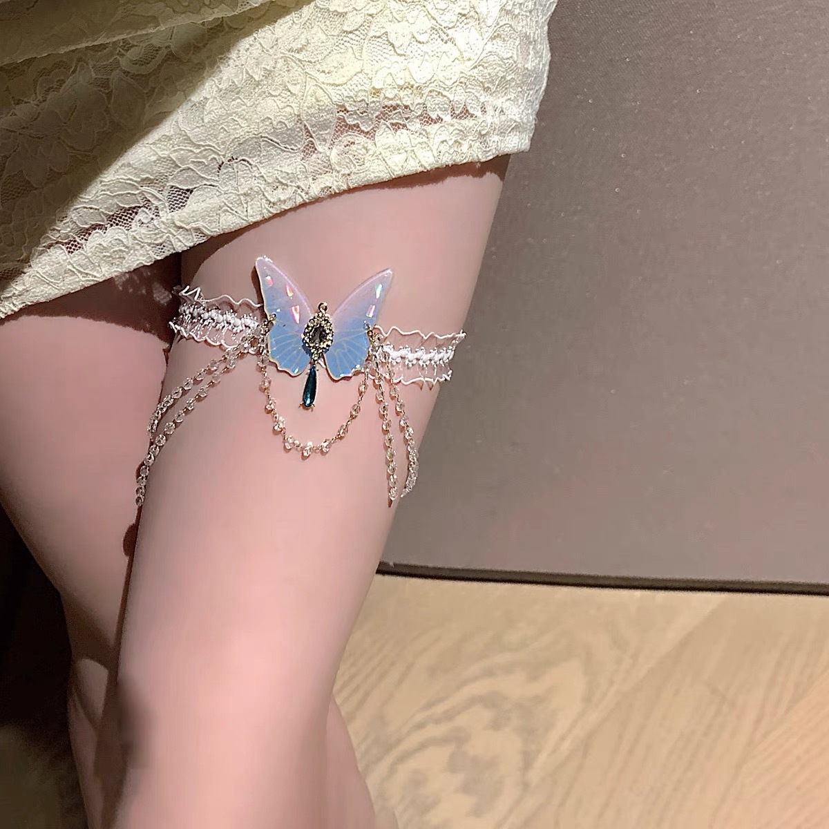 แฟชั่นรูปแบบผีเสื้อยืดหยุ่นลูก - Body Jewelry Leg Chain บทวิจารณ์และราคา